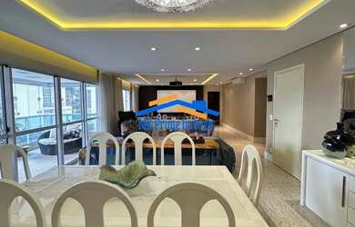 Imagem: O apartamento possui 3 Dormitórios, 4 Banheiros, 3 Vagas na