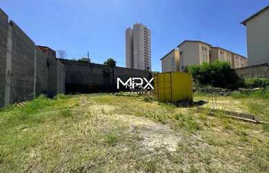 Imagem: O terreno possui 1.800m² de Área e está localizado em Paulicéia