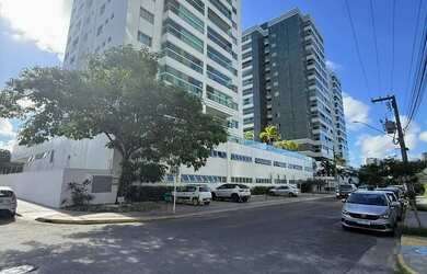 Imagem: O apartamento à venda possui 3 Dormitórios, 3 Banheiros, 2