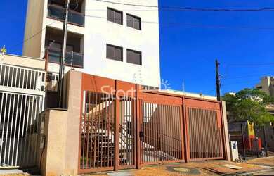 Imagem: O apartamento possui 2 Dormitórios, 2 Banheiros, 2 Vagas na