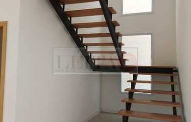 Imagem 2: CASA EM UMA DAS MELHORES LOCALIZAÇÕES DE BRAGANÇA PAULISTA - EM FRENTE...