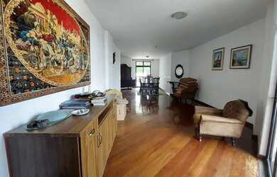 Imagem: O apartamento possui 3 Dormitórios, 4 Banheiros, 2 Vagas na