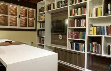 Imagem 14: CASA EM FRENTE AO LAGO NEGRO