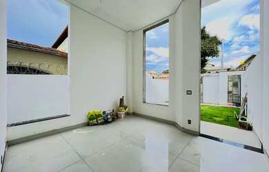 Imagem 7: MARAVILHOSA CASA LUXUOSA COM 03 SUÍTES NO BAIRRO SANTA AMÉLIA