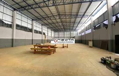 Imagem: O depósito possui 5 Vagas na garagem, 740m² de Área, Imóvel