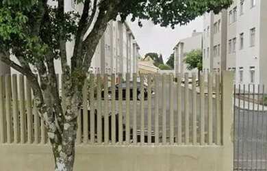 Imagem: O apartamento possui 3 Dormitórios, 1 Banheiro, 1 Vaga na garagem