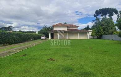 Imagem: O depósito possui 5 Vagas na garagem, 400m² de Área e está