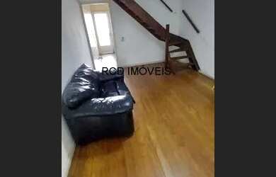 Imagem: A casa possui 2 Dormitórios, 2 Banheiros, 1 Vaga na garagem