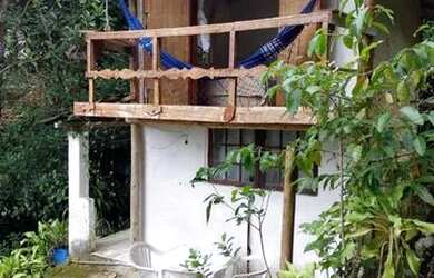 Imagem: A casa possui 1 Dormitório, 1 Banheiro, 37m² de Área e está