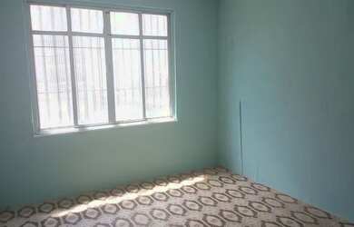 Imagem: A casa possui 3 Dormitórios, 1 Banheiro, 1 Vaga na garagem