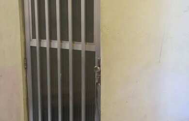 Imagem: A casa possui 1 Dormitório, 1 Banheiro e está localizado