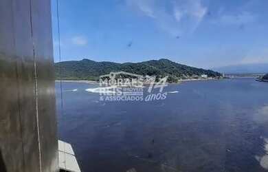 Imagem: O apartamento possui 4 Dormitórios, 5 Banheiros, 4 Vagas na