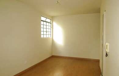 Imagem: O apartamento possui 2 Dormitórios, 1 Banheiro, 48m² de Área