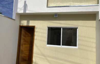 Imagem: A casa possui 3 Dormitórios, 2 Banheiros, 89m² de Área e