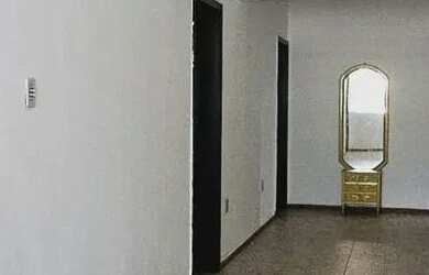 Imagem 14: Imóvel para venda possui 360 metros quadrados com 7 quartos em Centro...