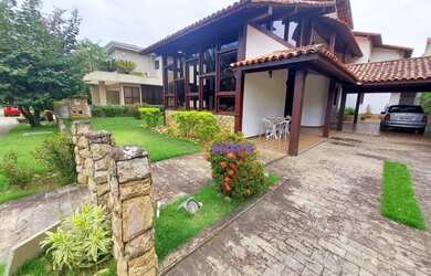 Imagem: A casa em condomínio possui 5 Dormitórios, 4 Banheiros, 5