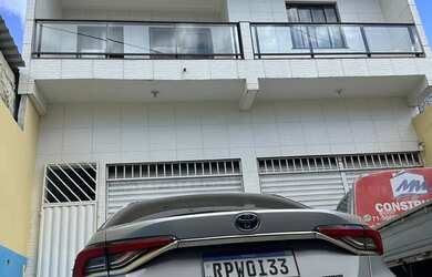 Imagem: A casa e possui 4 Dormitórios, Suítes, 3 Banheiros, 2 Vagas