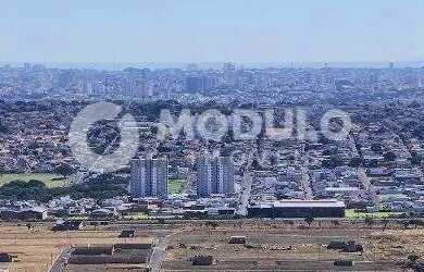 Imagem: O terreno possui 250m² de Área e está localizado em Laranjeiras