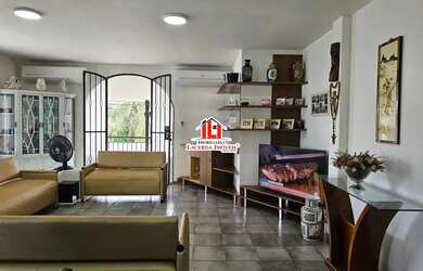 Imagem 8: Casa no Cj Aruanã de Esquina com 4 Suítes sendo uma no Subsolo/ piscina...