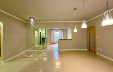 Imagem 12: Casa à venda com 4 quartos, sendo 1 suíte