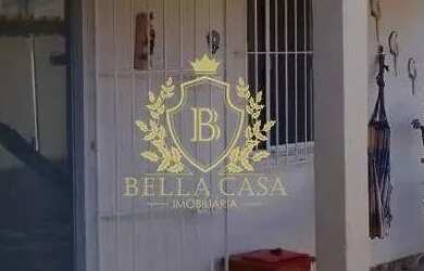 Imagem: A casa possui 2 Dormitórios, 1 Banheiro, 1 Vaga na garagem