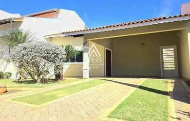 Imagem: A casa em condomínio possui 2 Dormitórios, 2 Banheiros, 2