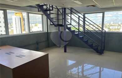 Imagem: O depósito possui 4 Vagas na garagem, 185m² de Área, Imóvel