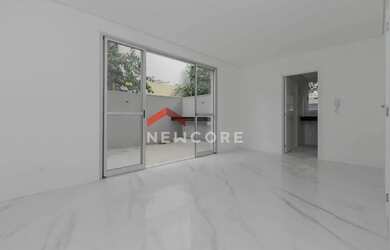 Imagem: O apartamento possui 2 Dormitórios, 2 Banheiros, 2 Vagas na