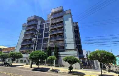 Imagem: O apartamento possui 3 Dormitórios, 2 Banheiros, 2 Vagas na