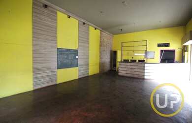 Imagem: O depósito possui 87m² de Área e está localizado em Prado