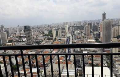 Imagem: O depósito possui 2 Vagas na garagem, 85m² de Área e está