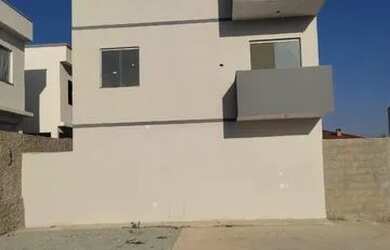 Imagem: O apartamento possui 3 Dormitórios, 1 Banheiro, 1 Vaga na garagem