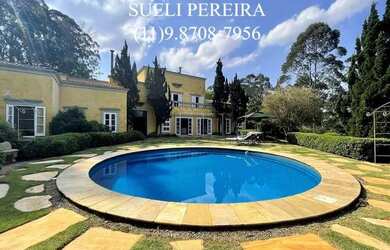 Imagem: A casa em condomínio possui 5 Dormitórios, 5 Banheiros, 5