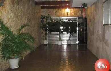 Imagem: A casa possui 3 Dormitórios, 2 Banheiros, 5 Vagas na garagem