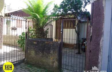 Imagem: A casa possui 2 Dormitórios, 1 Banheiro, 45m² de Área e