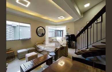 Imagem: A casa possui 1 Dormitório, 3 Banheiros, 2 Vagas na garagem