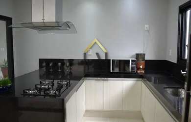 Imagem: A casa em condomínio possui 3 Dormitórios, 5 Banheiros, 4