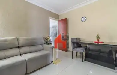 Imagem: A casa possui 3 Dormitórios, 3 Banheiros, 3 Vagas na garagem