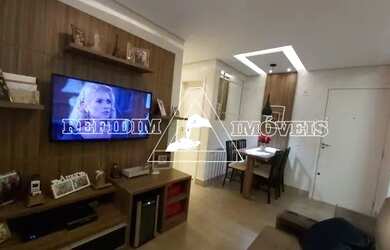 Imagem: O apartamento possui 2 Dormitórios, 1 Banheiro, 1 Vaga na garagem