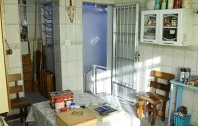 Imagem: A casa possui 3 Dormitórios, 3 Banheiros, 3 Vagas na garagem