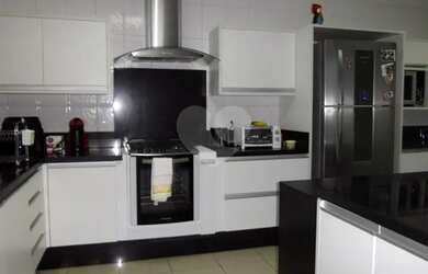 Imagem 10: Sobrado em Santana. Piscina, Churrasqueira, Varandae308m² de Área