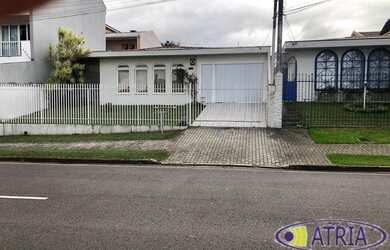 Imagem: O depósito possui 1 Vaga na garagem, 224m² de Área e está