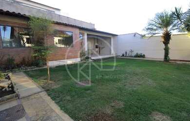 Imagem 4: Bairro São Pedro / Casa á venda com quintal / Em condominio fechado