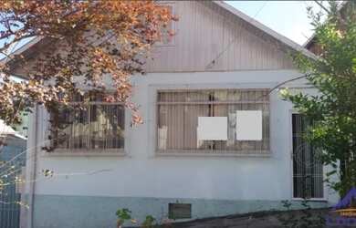 Imagem: A casa possui 2 Dormitórios, 1 Banheiro, 140m² de Área e