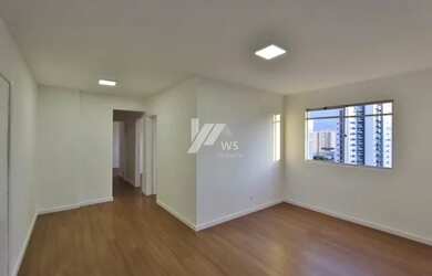 Imagem: O apartamento possui 3 Dormitórios, 1 Banheiro, 1 Vaga na garagem