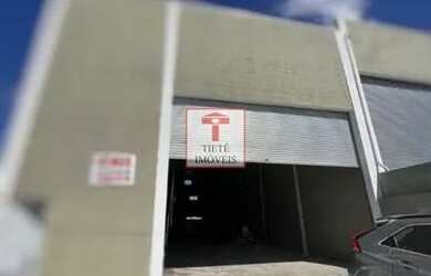 Imagem: O depósito possui 400m² de Área e está localizado em Ayrosa