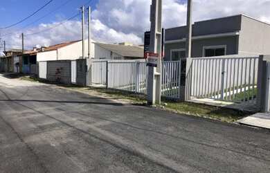 Imagem 4: Casas na praia de Matinhos, Balneario Rivieira - PR 400 m do mar