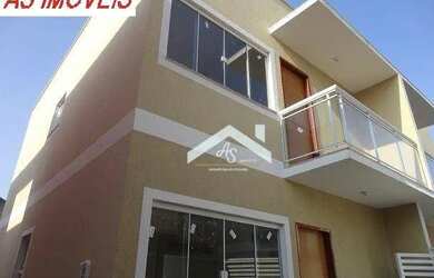 Imagem: A casa possui 3 Dormitórios, 3 Banheiros, 1 Vaga na garagem