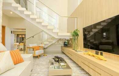 Imagem: A casa em condomínio possui 4 Dormitórios, 5 Banheiros, 4