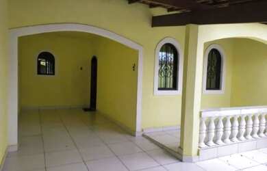 Imagem: A casa possui 3 Dormitórios e está localizado em Ceilândia